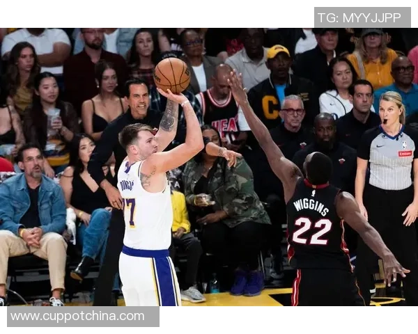 湖人对阵热火精彩直播高清回放全程分析与赛后点评